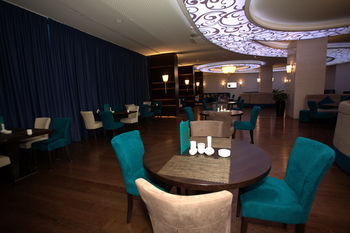 Hotel Lounge